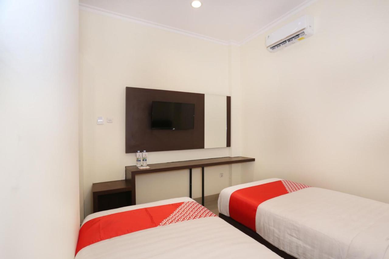 Collection O Yogyakarta Near Jalan Malioboro Formerly Alena Residence Exterior photo